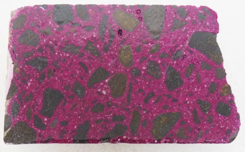 Carbonation testing performed on concrete core samples as part of the forensic investigation. These tests helped us better understand the condition and long-term durability of the existing structure.