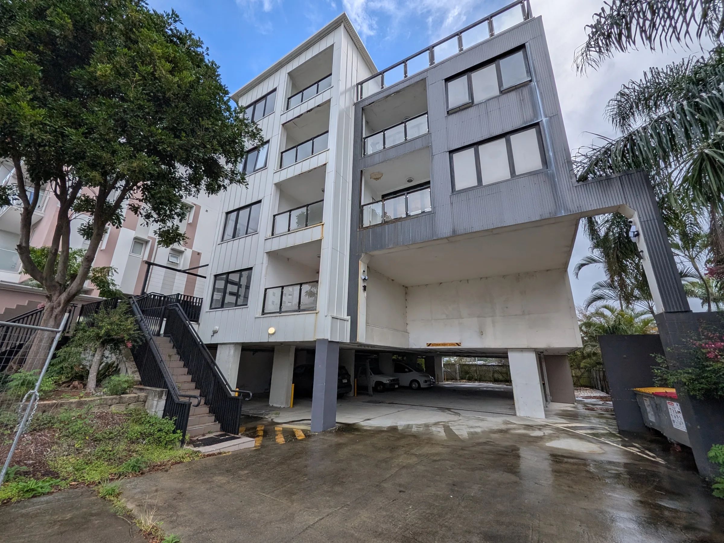 Upper Mount Gravatt Modular Apartment Building